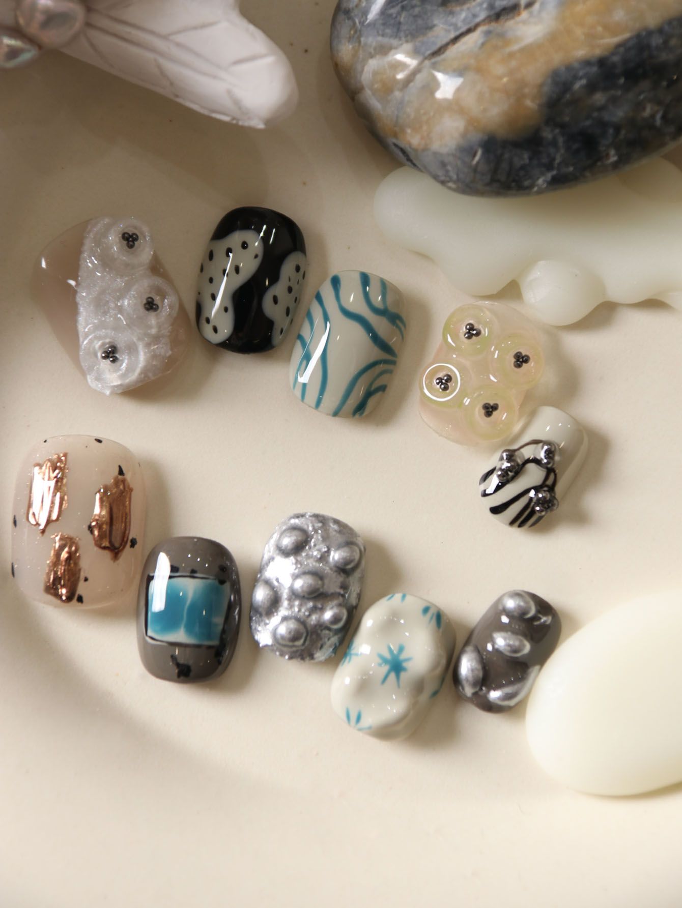 Nail Adhesive Tab - 10 stuks opzetnagels, kort, zwart, groen,