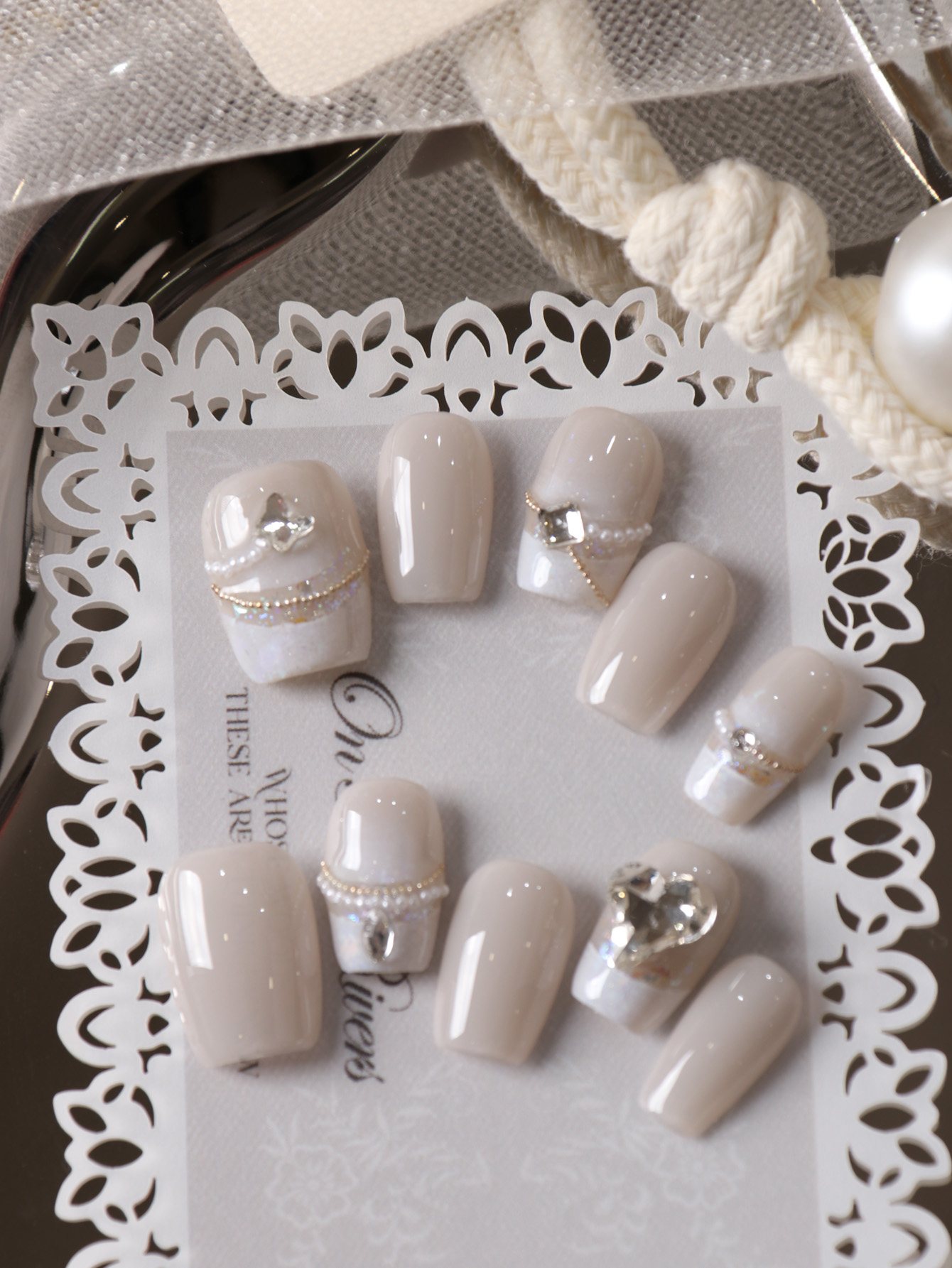 Nail Adhesive Tab - 10 stuks opzetnagels korte witte nagels