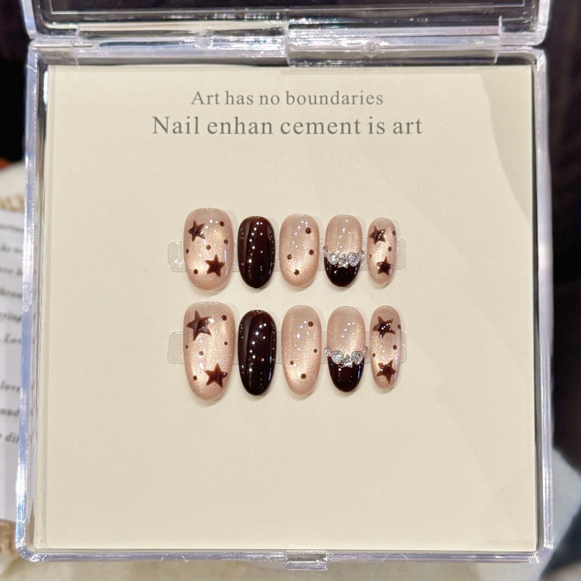 Nail Adhesive Tab - 10 stuks luxe handgemaakte opzetnagels, kort