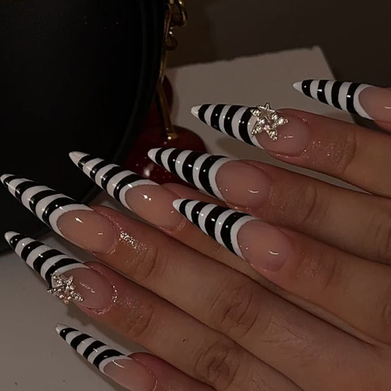 Nail Art Zebra - 24 stuks zwart wit zebra strepen