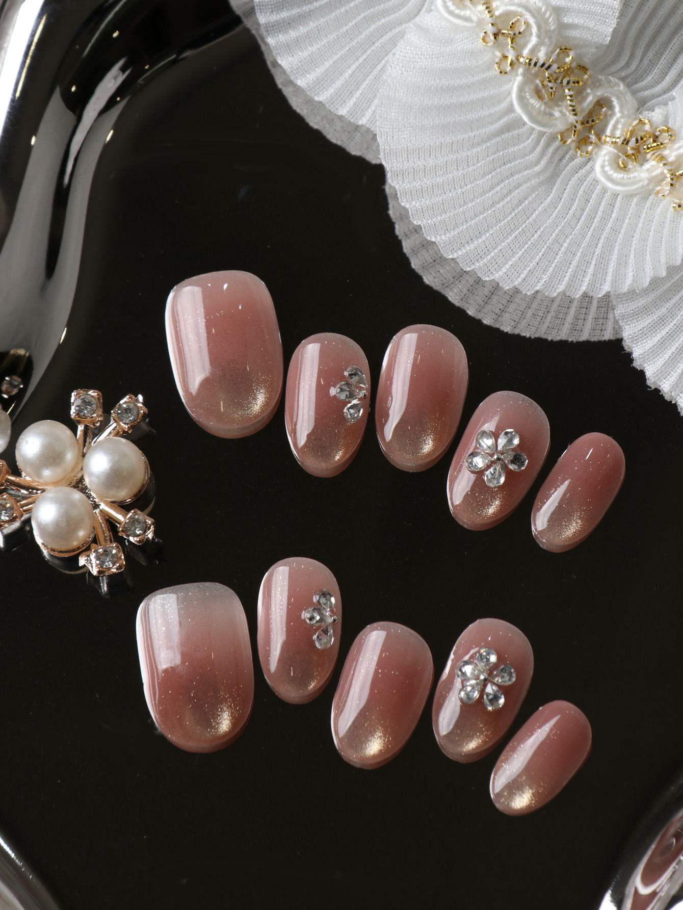 Nail Adhesive Tab - 10 stuks opzetnagels korte kattenoog flash